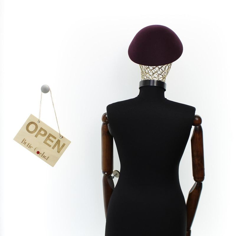 Fashion, accesorii si bijuterii - Femei - Accesorii femei - Caciuli si palarii femei - Toca de dama, din lana, Buticcochet, marime 54-57 cm, ajustabila, Bordo - PAL1611 - Infinity.ro