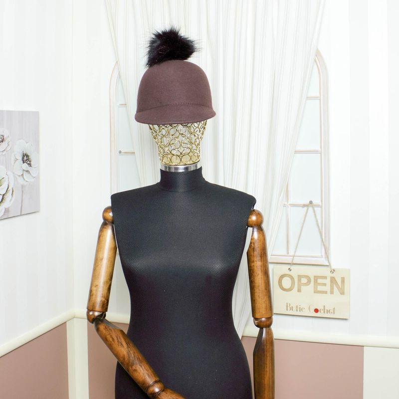 Fashion, accesorii si bijuterii - Femei - Accesorii femei - Caciuli si palarii femei - Palarie din fetru, de dama, Maro cu cicure din blanita, marime 56, reglabila, Anoul - PAL484 - Infinity.ro