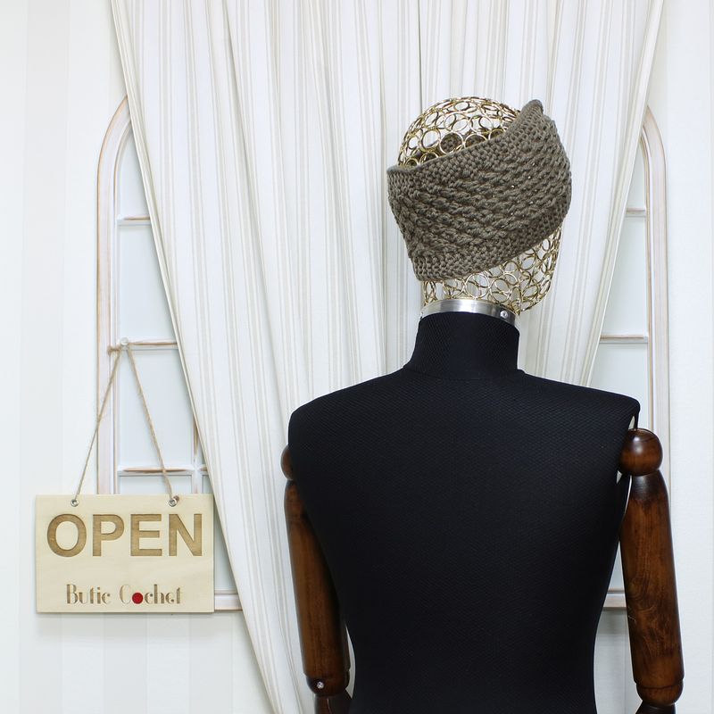 Fashion, accesorii si bijuterii - Femei - Accesorii femei - Caciuli si palarii femei - Bentita de par tricotata, de dama, 100% acril, ButicCochet, one size, Kaki - BNT385 - Infinity.ro