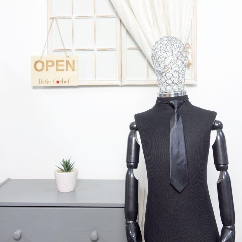 Fashion, accesorii si bijuterii - Copii - Accesorii copii - Alte accesorii copii - Cravata pentru copii, Buticcochet,  Negru din material sintetic, 28 cm - CRV202 - Infinity.ro