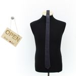 Fashion, accesorii si bijuterii - Barbati - Accesorii barbati - Cravate si papioane barbati - Cravata, Buticcochet, din material sintetic, 145 x 5.5 cm, Gri - CRV284 - Infinity.ro