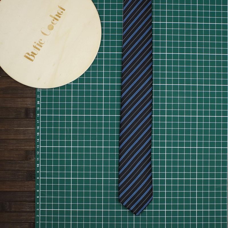 Fashion, accesorii si bijuterii - Barbati - Accesorii barbati - Cravate si papioane barbati - Cravata, Buticcochet, din material sintetic, 145 x 5.5 cm, Multicolor - CRV285 - Infinity.ro
