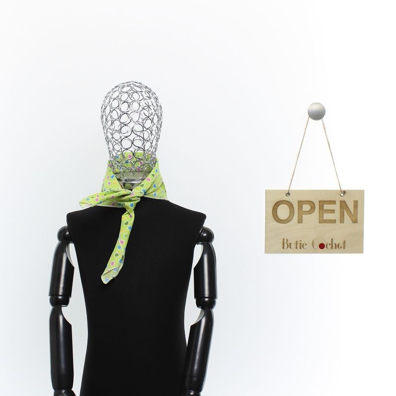 Fashion, accesorii si bijuterii - Copii - Accesorii copii - Esarfe si fulare copii - Set 6 bandane pentru copii, ButicCochet,  50x50 cm, din bumbac, model cu inimioare, Multicolor - SETB203 - Infinity.ro