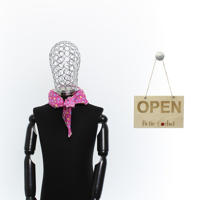 Fashion, accesorii si bijuterii - Copii - Accesorii copii - Esarfe si fulare copii - Set 6 bandane pentru copii, ButicCochet,  50x50 cm, din bumbac, model cu inimioare, Multicolor - SETB203 - Infinity.ro