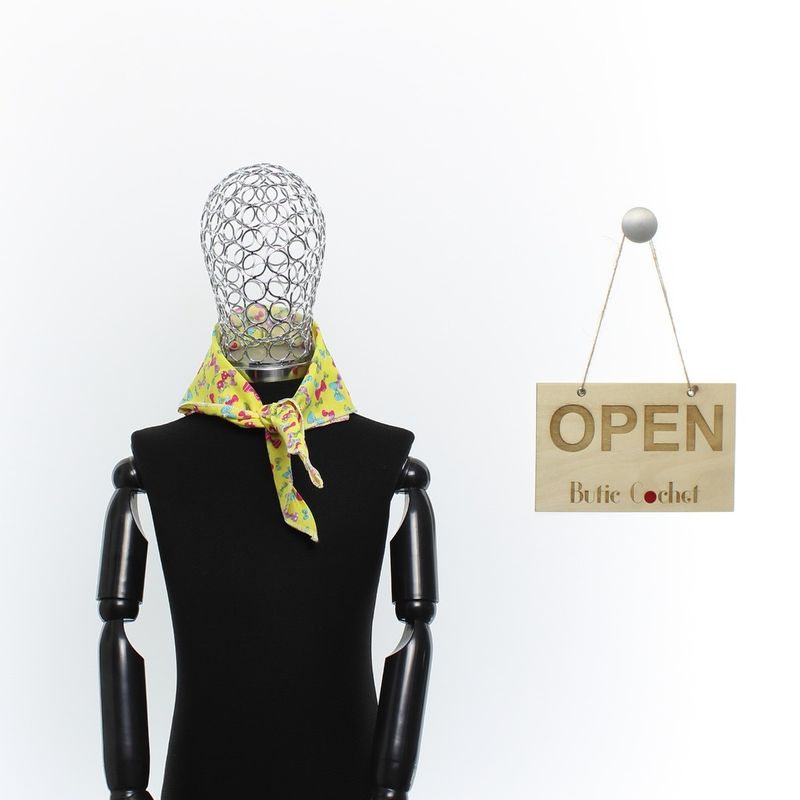 Fashion, accesorii si bijuterii - Copii - Accesorii copii - Esarfe si fulare copii - Set 6 bandane pentru copii, ButicCochet,  50x50 cm, din bumbac, model cu fundite, Multicolor - SETB202 - Infinity.ro
