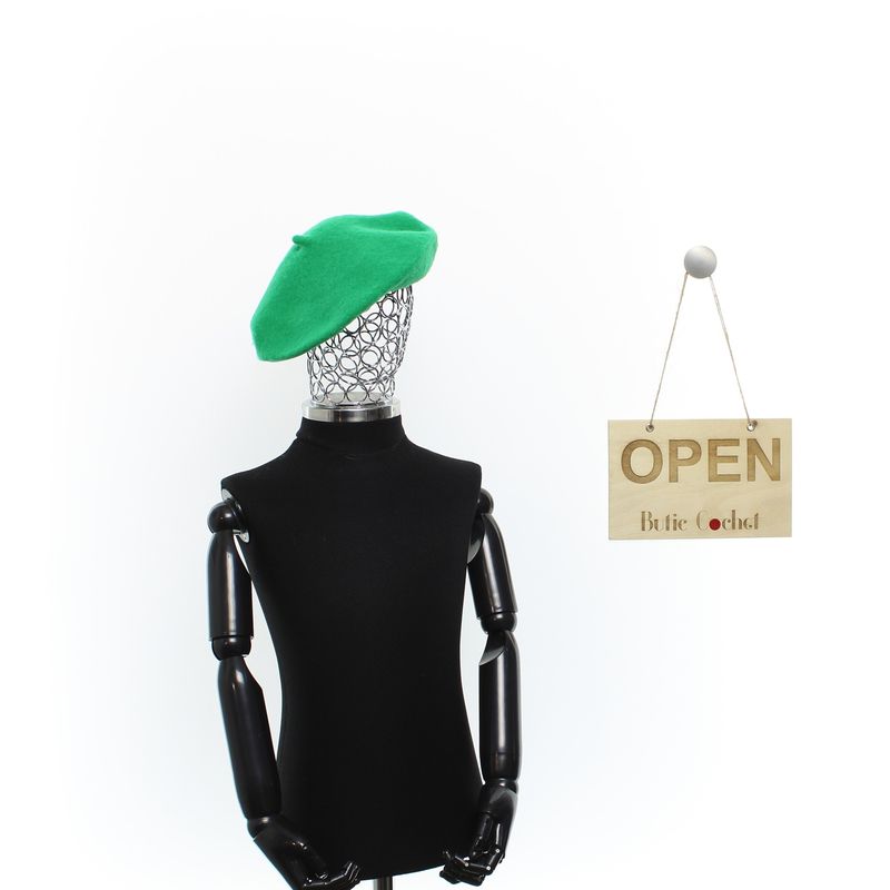 Fashion, accesorii si bijuterii - Copii - Accesorii copii - Caciuli si palarii copii - Bereta de copii, din 90% lana 10% nailon, ButicCochet, one size, Verde - BSC657 - Infinity.ro