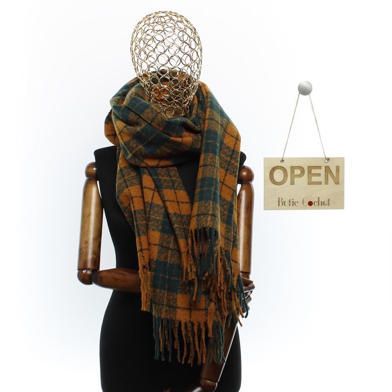 Fashion, accesorii si bijuterii - Femei - Accesorii femei - Esarfe si fulare femei - Esarfa dama, casmir, 60x180 cm, Buticcochet, model cu carouri mici, Caramiziu - ES2499 - Infinity.ro