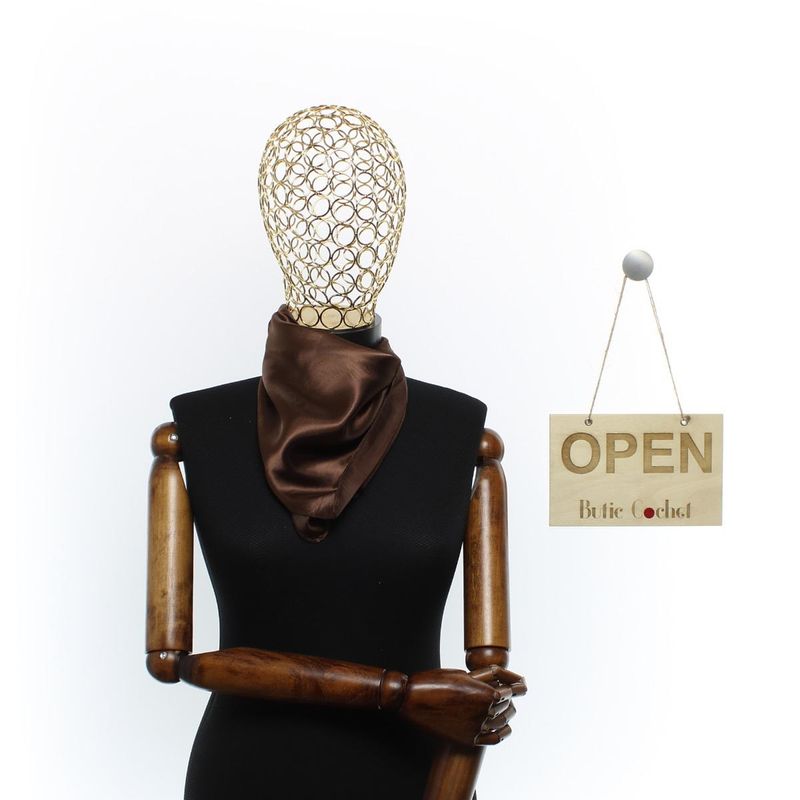 Fashion, accesorii si bijuterii - Femei - Accesorii femei - Esarfe si fulare femei - Esarfa de dama, Buticcochet, dimensiune 60x60 cm, Maro - ES2659 - Infinity.ro