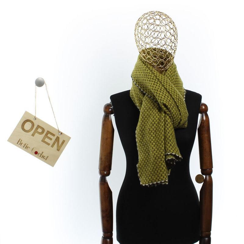 Fashion, accesorii si bijuterii - Femei - Accesorii femei - Esarfe si fulare femei - Esarfa de dama, Buticcochet, casmir, 190 x 65 cm, Galben mustar - ES2731 - Infinity.ro
