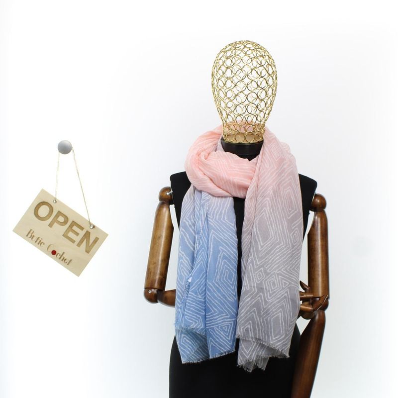 Fashion, accesorii si bijuterii - Femei - Accesorii femei - Esarfe si fulare femei - Esarfa de dama, cu model liniar, ButicCochet, 70% poliester 30% vascoza, Roz - ES2947 - Infinity.ro