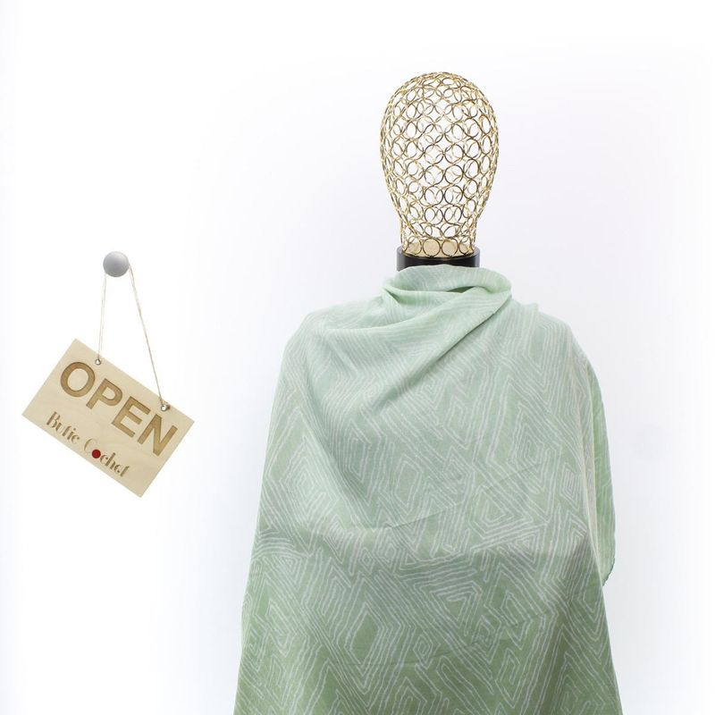 Fashion, accesorii si bijuterii - Femei - Accesorii femei - Esarfe si fulare femei - Esarfa de dama, cu model liniar, ButicCochet, 70% poliester 30% vascoza, verde - ES2948 - Infinity.ro