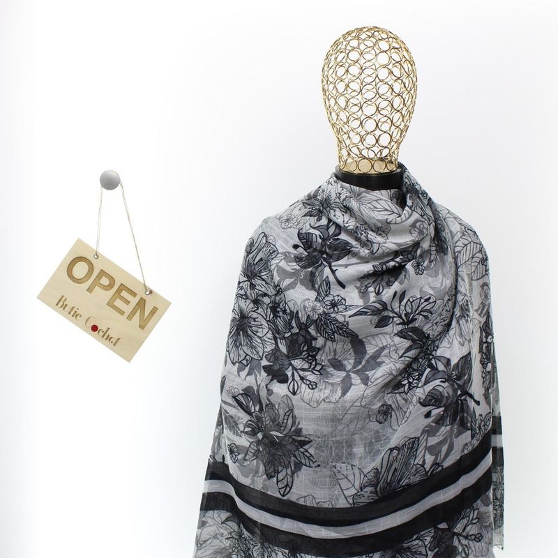 Fashion, accesorii si bijuterii - Femei - Accesorii femei - Esarfe si fulare femei - Esarfa de dama, ButicCochet, 70% poliester 30% vascoza, model floral, Gri - ES2976 - Infinity.ro