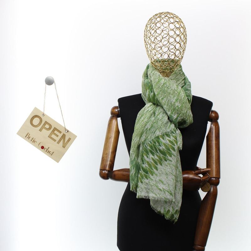 Fashion, accesorii si bijuterii - Femei - Accesorii femei - Esarfe si fulare femei - Esarfa de dama, ButicCochet, 70% poliester 30% vascoza, model stilizat, Verde - ES2983 - Infinity.ro