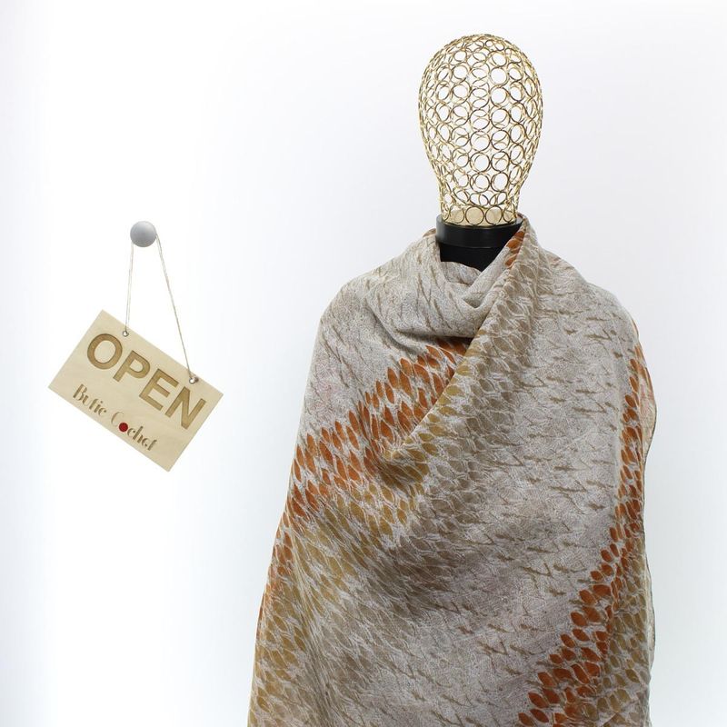 Fashion, accesorii si bijuterii - Femei - Accesorii femei - Esarfe si fulare femei - Esarfa de dama, ButicCochet, 70% poliester 30% vascoza, model stilizat, Maro - ES2982 - Infinity.ro