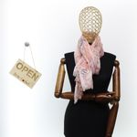 Fashion, accesorii si bijuterii - Femei - Accesorii femei - Esarfe si fulare femei - Esarfa de dama, ButicCochet, 70% poliester 30% vascoza, model cu frunze, Corai - ES2987 - Infinity.ro