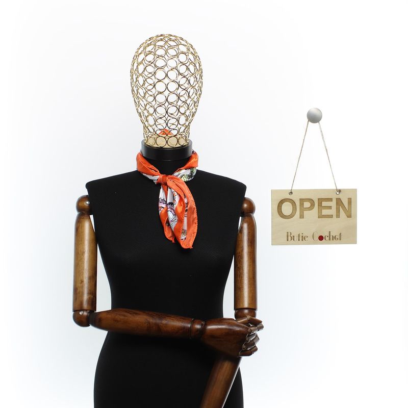 Fashion, accesorii si bijuterii - Femei - Accesorii femei - Esarfe si fulare femei - Batic de dama, 50 x 50 cm, ButicCochet, din satin, multicolor - ES2636 - Infinity.ro