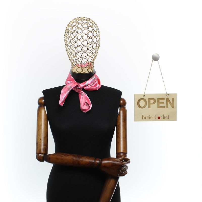 Fashion, accesorii si bijuterii - Femei - Accesorii femei - Esarfe si fulare femei - Batic de dama, 50 x 50 cm, ButicCochet, din satin, multicolor - ES2639 - Infinity.ro