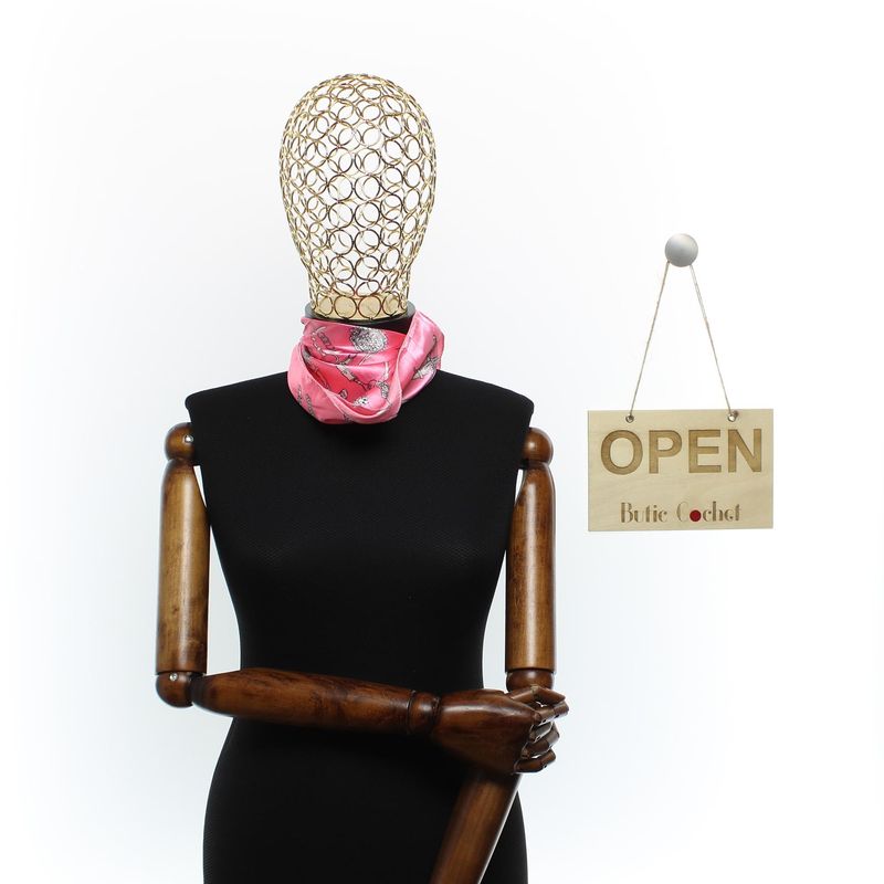 Fashion, accesorii si bijuterii - Femei - Accesorii femei - Esarfe si fulare femei - Batic de dama, 50 x 50 cm, ButicCochet, din satin, multicolor - ES2639 - Infinity.ro