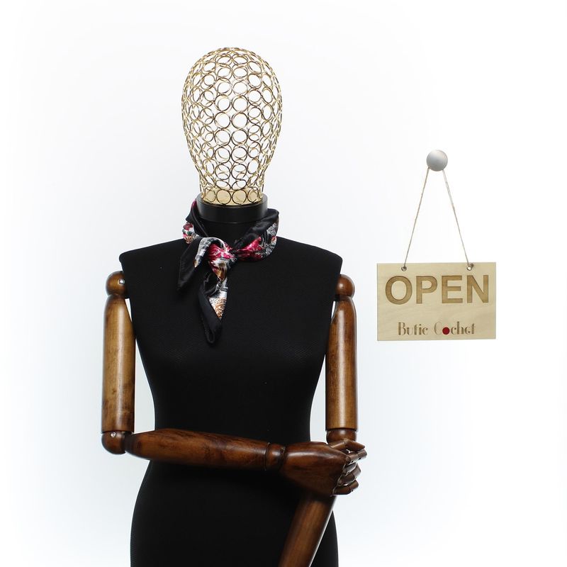 Fashion, accesorii si bijuterii - Femei - Accesorii femei - Esarfe si fulare femei - Batic de dama, 50 x 50 cm, ButicCochet, din satin, multicolor - ES2641 - Infinity.ro