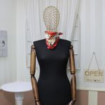Fashion, accesorii si bijuterii - Femei - Accesorii femei - Esarfe si fulare femei - Batic de dama, 50x50 cm, Buticcochet, cu imprimeu stilizat, Crem - ES1175 - Infinity.ro