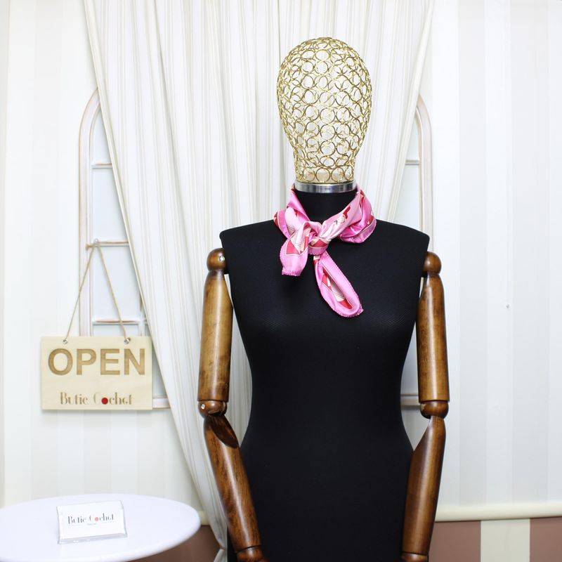 Fashion, accesorii si bijuterii - Femei - Accesorii femei - Esarfe si fulare femei - Batic de dama, 50x50 cm, Buticcochet, saten, imprimeu cu catei, Roz - ES1713 - Infinity.ro