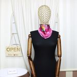 Fashion, accesorii si bijuterii - Femei - Accesorii femei - Esarfe si fulare femei - Batic de dama, 50x50 cm, Buticcochet, saten, imprimeu cu cai, Roz - ES1712 - Infinity.ro