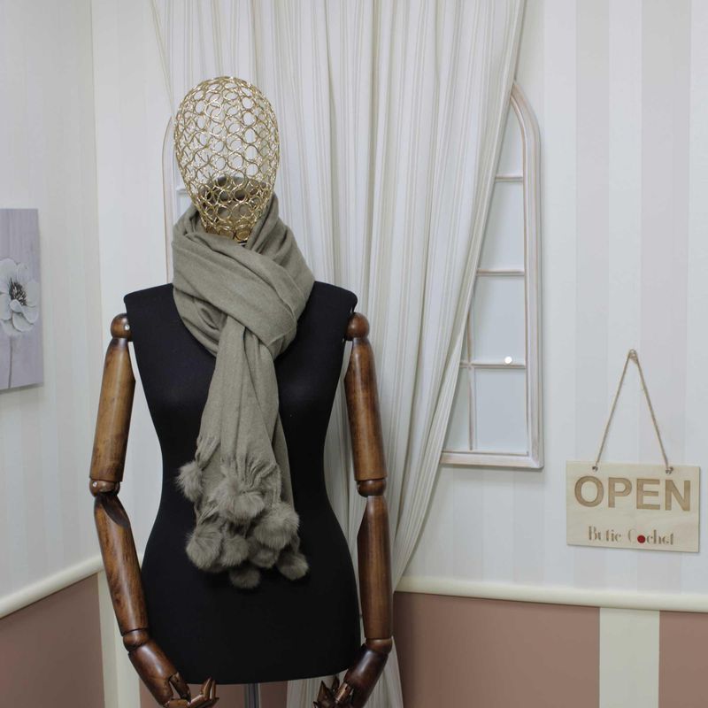 Fashion, accesorii si bijuterii - Femei - Accesorii femei - Esarfe si fulare femei - Esarfa de dama, 100% lana casmir, Kaki, cu ciucuri din blanita, 190 x 70 cm - ES818 - Infinity.ro