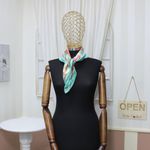 Fashion, accesorii si bijuterii - Femei - Accesorii femei - Esarfe si fulare femei - Esarfa de dama, Buticcochet, dimensiune 60x60 cm, imprimeu cu cai, Albastru - ES1221 - Infinity.ro