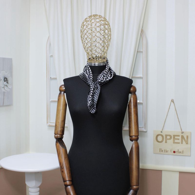 Fashion, accesorii si bijuterii - Femei - Accesorii femei - Esarfe si fulare femei - Esarfa de dama, Buticcochet, dimensiune 60x60 cm, Negru cu buline albe - ES1222 - Infinity.ro