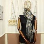 Fashion, accesorii si bijuterii - Femei - Accesorii femei - Esarfe si fulare femei - Esarfa de dama, ButicCochet, din casmir, cu franjuri, 190 x 70 cm, model carouri, Gri - ES1477 - Infinity.ro
