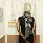 Fashion, accesorii si bijuterii - Femei - Accesorii femei - Esarfe si fulare femei - Esarfa de dama, ButicCochet, din casmir, cu franjuri, 190 x 70 cm, model carouri, Negru - ES1479 - Infinity.ro