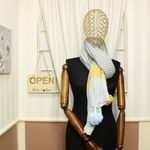 Fashion, accesorii si bijuterii - Femei - Accesorii femei - Esarfe si fulare femei - Esarfa de dama, ButicCochet, din casmir, cu ciucuri din blanita, 200 x 75 cm, Galben mustar - ES1504 - Infinity.ro