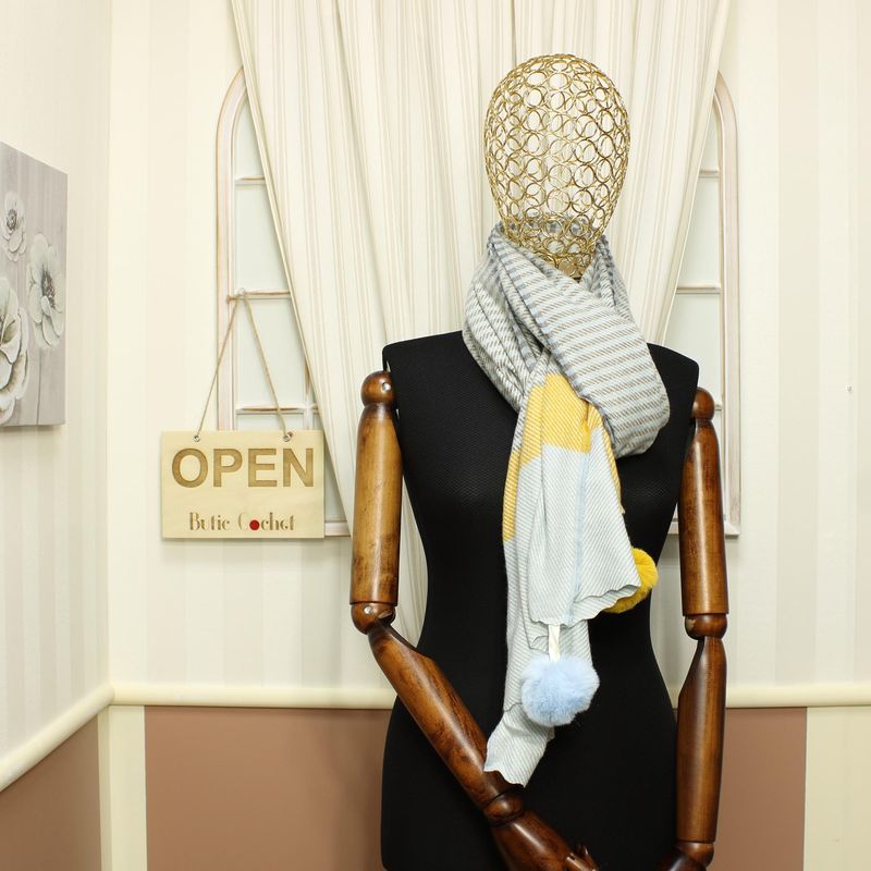 Fashion, accesorii si bijuterii - Femei - Accesorii femei - Esarfe si fulare femei - Esarfa de dama, ButicCochet, din casmir, cu ciucuri din blanita, 200 x 75 cm, Galben mustar - ES1504 - Infinity.ro