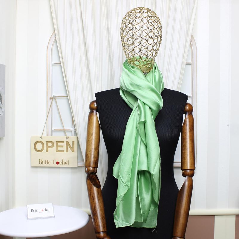Fashion, accesorii si bijuterii - Femei - Accesorii femei - Esarfe si fulare femei - Esarfa de dama, Buticcochet, matase, 180 x 90 cm, Vernil - ES1913 - Infinity.ro