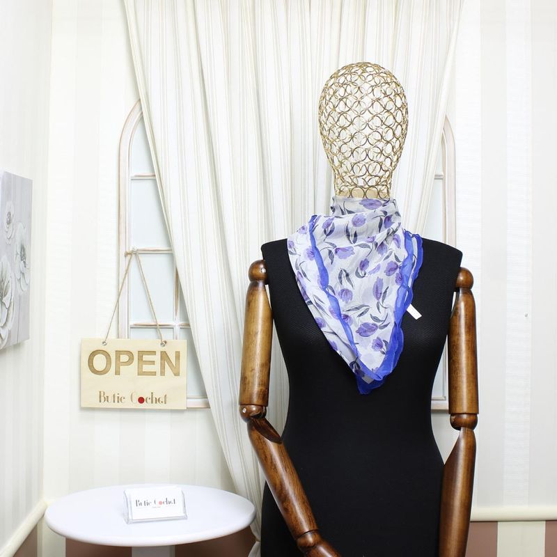 Fashion, accesorii si bijuterii - Femei - Accesorii femei - Esarfe si fulare femei - Esarfa de dama, Buticcochet, 60x60 cm, 40% matase 60% poliester, cu imprimeu floral, Albastru - ES2012 - Infinity.ro