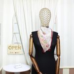 Fashion, accesorii si bijuterii - Femei - Accesorii femei - Esarfe si fulare femei - Esarfa de dama, Buticcochet, 60x60 cm, 40% matase 60% poliester, cu imprimeu floral, Visiniu - ES2023 - Infinity.ro
