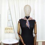Fashion, accesorii si bijuterii - Femei - Accesorii femei - Esarfe si fulare femei - Esarfa de dama, Buticcochet, 60x60 cm, 40% matase 60% poliester, cu imprimeu floral, Maro - ES2024 - Infinity.ro