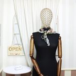 Fashion, accesorii si bijuterii - Femei - Accesorii femei - Esarfe si fulare femei - Esarfa de dama, Buticcochet, 60x60 cm, 40% matase 60% poliester, cu imprimeu floral, Multicolor - ES2026 - Infinity.ro