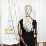 Fashion, accesorii si bijuterii - Femei - Accesorii femei - Esarfe si fulare femei - Esarfa de dama, Buticcochet, 60x60 cm, 40% matase 60% poliester, cu imprimeu floral, Crem - ES2032 - Infinity.ro