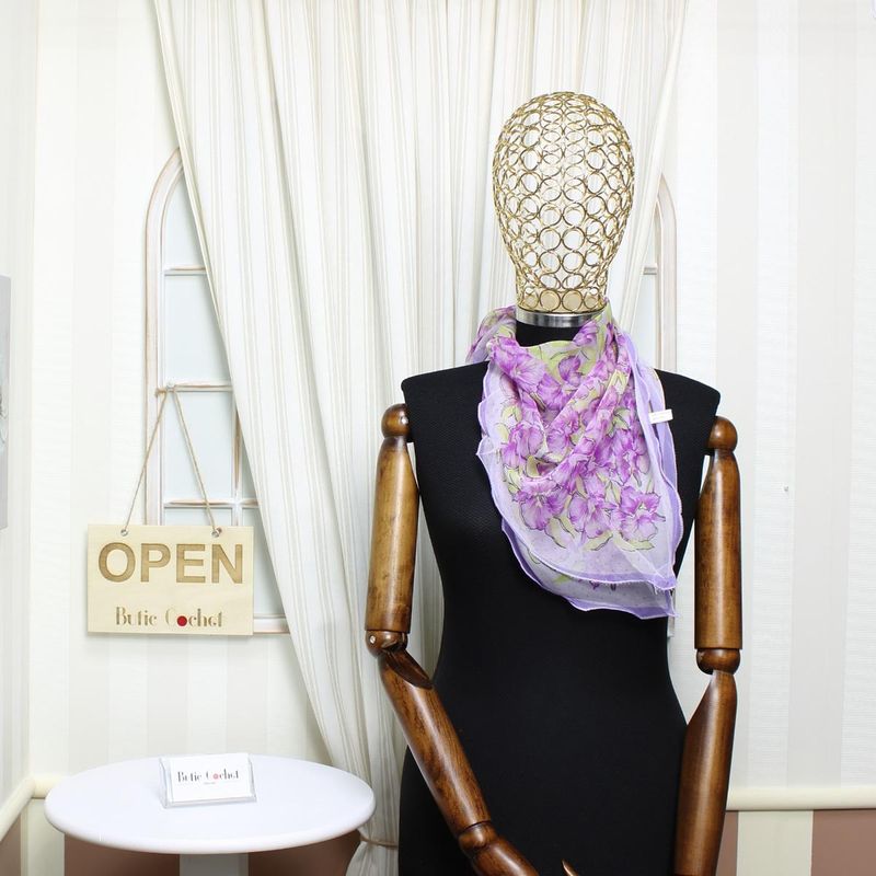 Fashion, accesorii si bijuterii - Femei - Accesorii femei - Esarfe si fulare femei - Esarfa de dama, Buticcochet, 60x60 cm, 40% matase 60% poliester, cu imprimeu floral, Mov - ES2040 - Infinity.ro