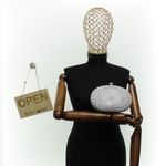 Fashion, accesorii si bijuterii - Femei - Accesorii femei - Genti si rucsacuri femei - Geanta clutch, de dama, din material sintetic, ButicCochet, 20x14x5 cm, Argintiu - GND1152 - Infinity.ro