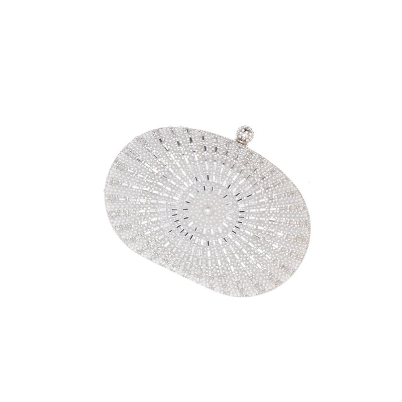 Fashion, accesorii si bijuterii - Femei - Accesorii femei - Genti si rucsacuri femei - Geanta clutch, de dama, din material sintetic, ButicCochet, 20x14x5 cm, Argintiu - GND1152 - Infinity.ro