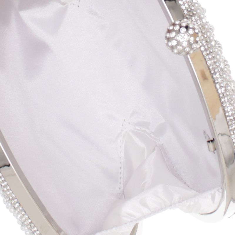 Fashion, accesorii si bijuterii - Femei - Accesorii femei - Genti si rucsacuri femei - Geanta clutch, de dama, din material sintetic, ButicCochet, 20x14x5 cm, Argintiu - GND1152 - Infinity.ro