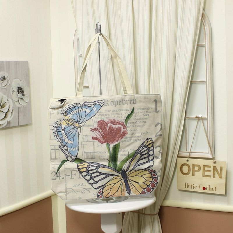 Fashion, accesorii si bijuterii - Femei - Accesorii femei - Genti si rucsacuri femei - Geanta de plaja, din material textil, ButicCochet, 42x47 cm, imprimeu cu fluturi, Bej - GND169 - Infinity.ro