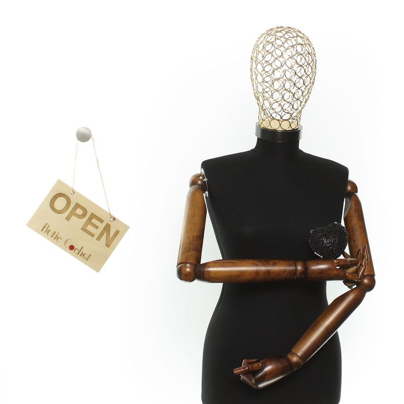 Fashion, accesorii si bijuterii - Femei - Accesorii femei - Genti si rucsacuri femei - Mini gentuta, de dama, din material sintetic, ButicCochet, 8x9x4 cm, inima cu perle, Negru - GND953 - Infinity.ro