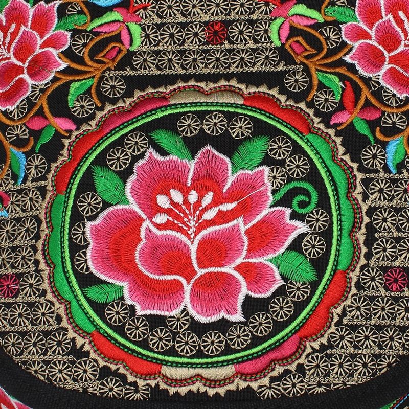 Fashion, accesorii si bijuterii - Femei - Accesorii femei - Genti si rucsacuri femei - Rucsac dama, din material textil, 35x26x13 cm, Negru cu flori brodate roz - RUC239 - Infinity.ro