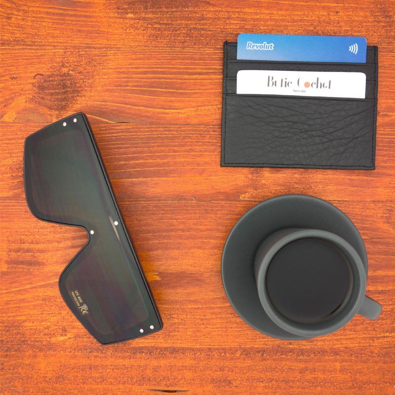 Fashion, accesorii si bijuterii - Femei - Accesorii femei - Ochelari de soare femei - Ochelari de soare, Unisex, Fashion, Negru cu detalii aurii, lentila gri - OCS322 - Infinity.ro