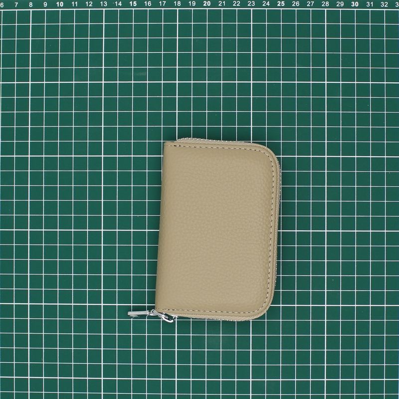 Fashion, accesorii si bijuterii - Femei - Accesorii femei - Portofele femei - Port card, unisex, din piele naturala, ButicCochet, 11 x 7.5 cm, Bej - PR882 - Infinity.ro