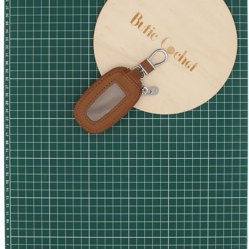 Fashion, accesorii si bijuterii - Femei - Accesorii femei - Portofele femei - Port chei, din piele naturala, Buticcochet, 9x5x2 cm, Maro deschis - PR1082 - Infinity.ro