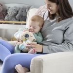 Jucarii, Copii si Bebe - Jucarii si jocuri - Jucarii bebelusi - Jucarii interactive bebelusi - Fisher Price Jucarie Muzicala Koala - Infinity.ro